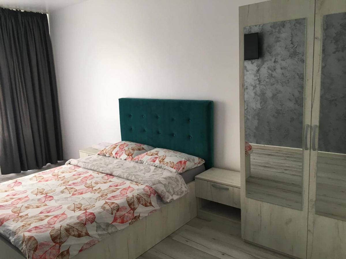 Appartement Garsoniera Centru à Galaţi Extérieur photo